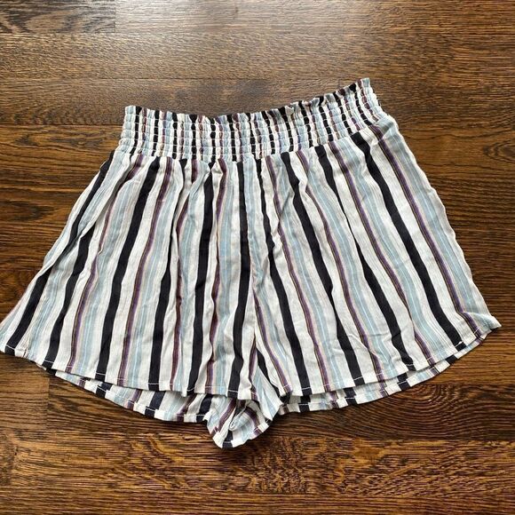 NWT Urban Outfitters Ecote Flowy Striped Shorts - Size Small - Picture 1 of 6